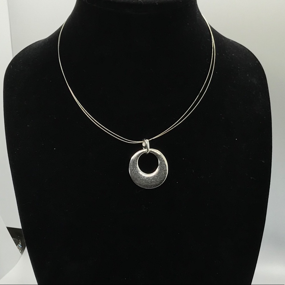 Stainless Wire Circle Necklace - Picture 5 of 8